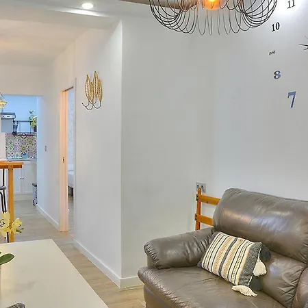 Apartment Family In Triana